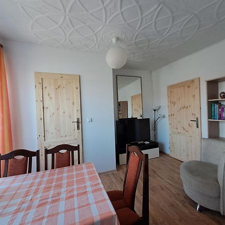 Pokoje Goscinne U Marysi Nowy Sącz Exterior foto