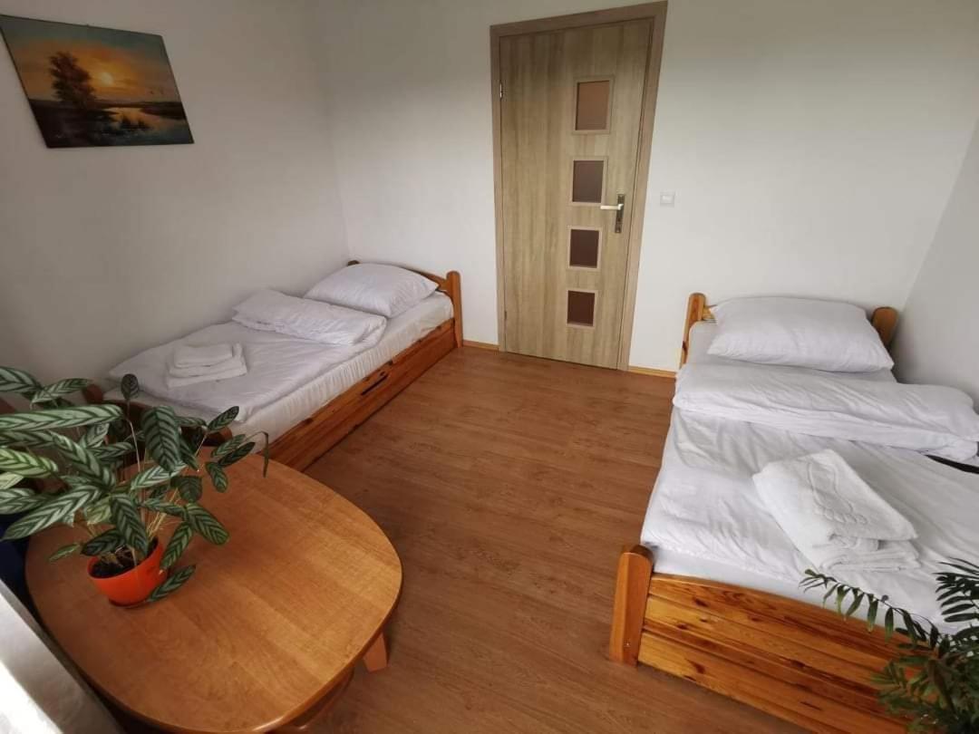 Pokoje Goscinne U Marysi Nowy Sącz Exterior foto